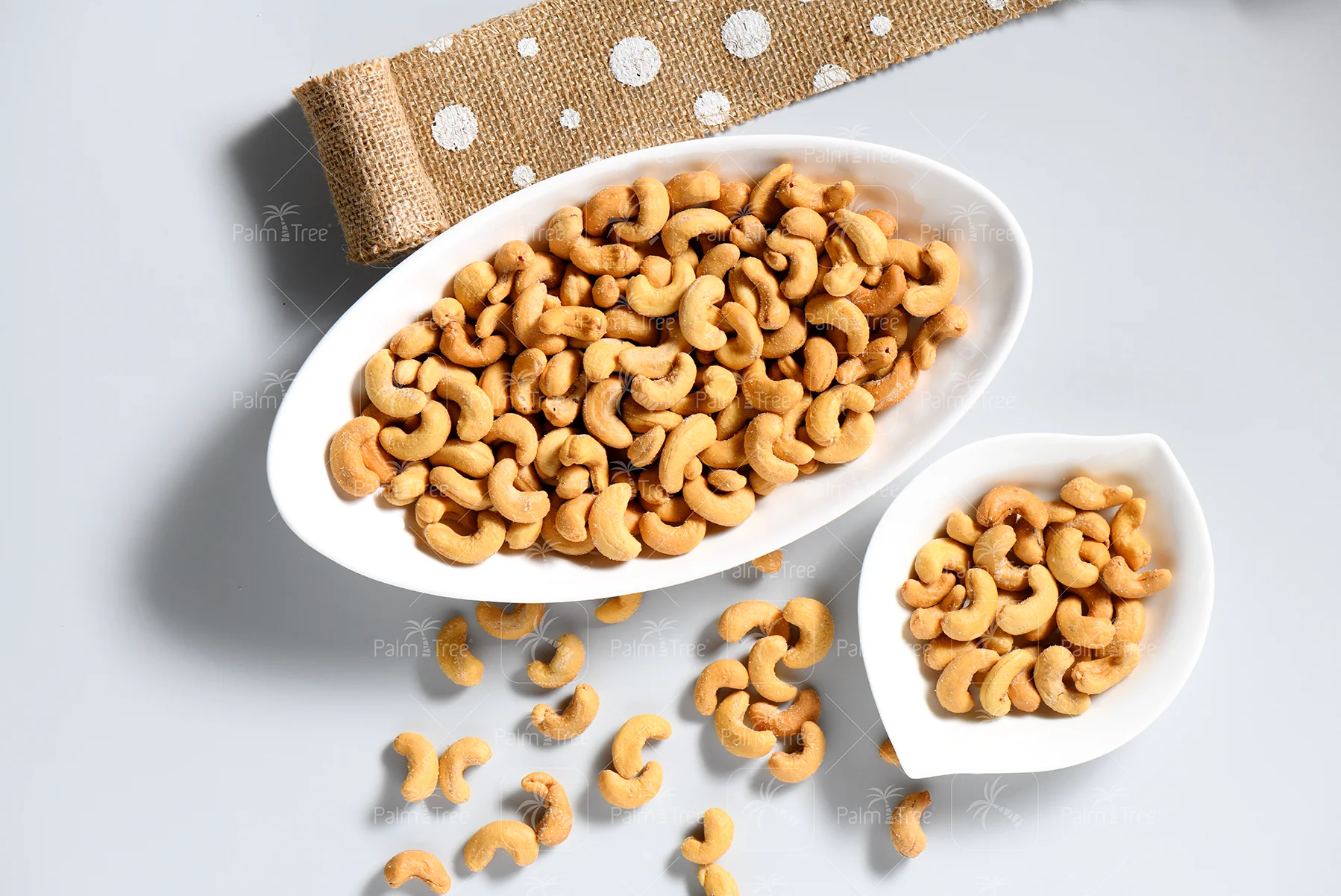 Cashew W320 Salted - Image 3